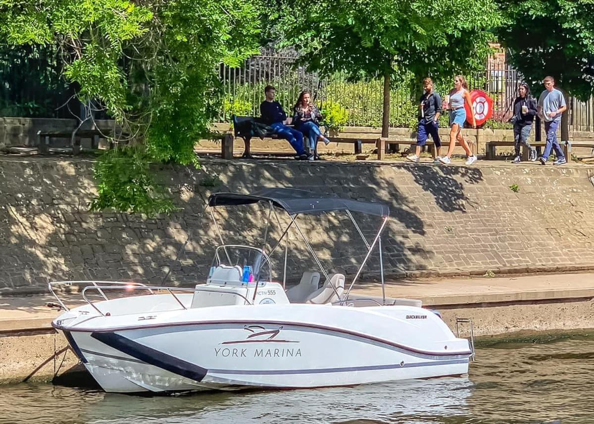 York Marina Hotell Naburn Exteriör bild